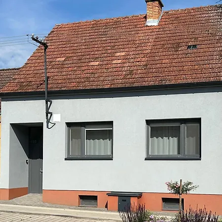 بيت للعطل Prazdninovy Dum Na Rajcurne Velké Bílovice